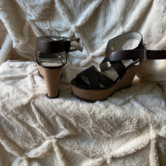 Michael Kors Platforms - Picture 3 of 3